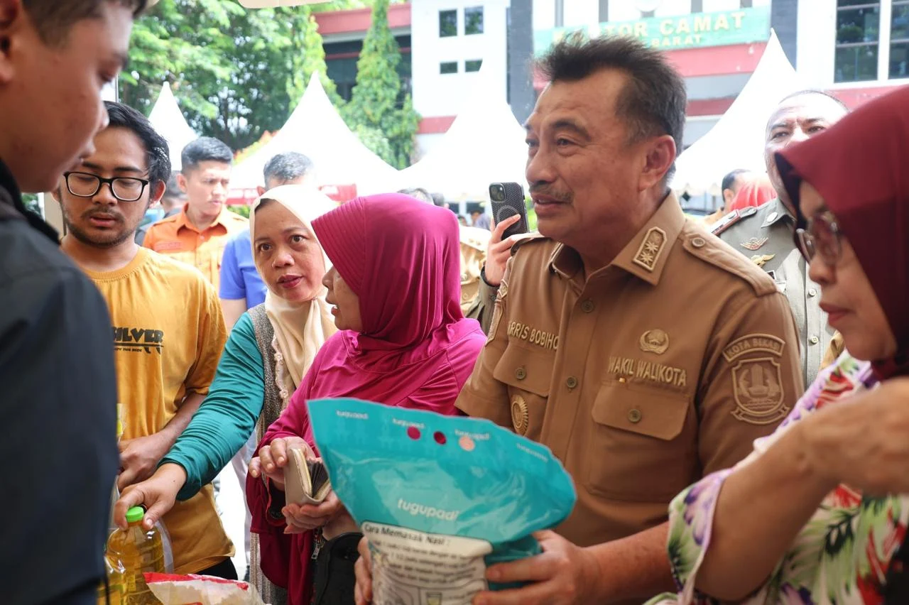 Pemerintah Kota Bekasi Gelar Operasi Pasar Murah di 12 Kecamatan, Upaya Serius Tekan Inflasi & Ringankan Beban Warga