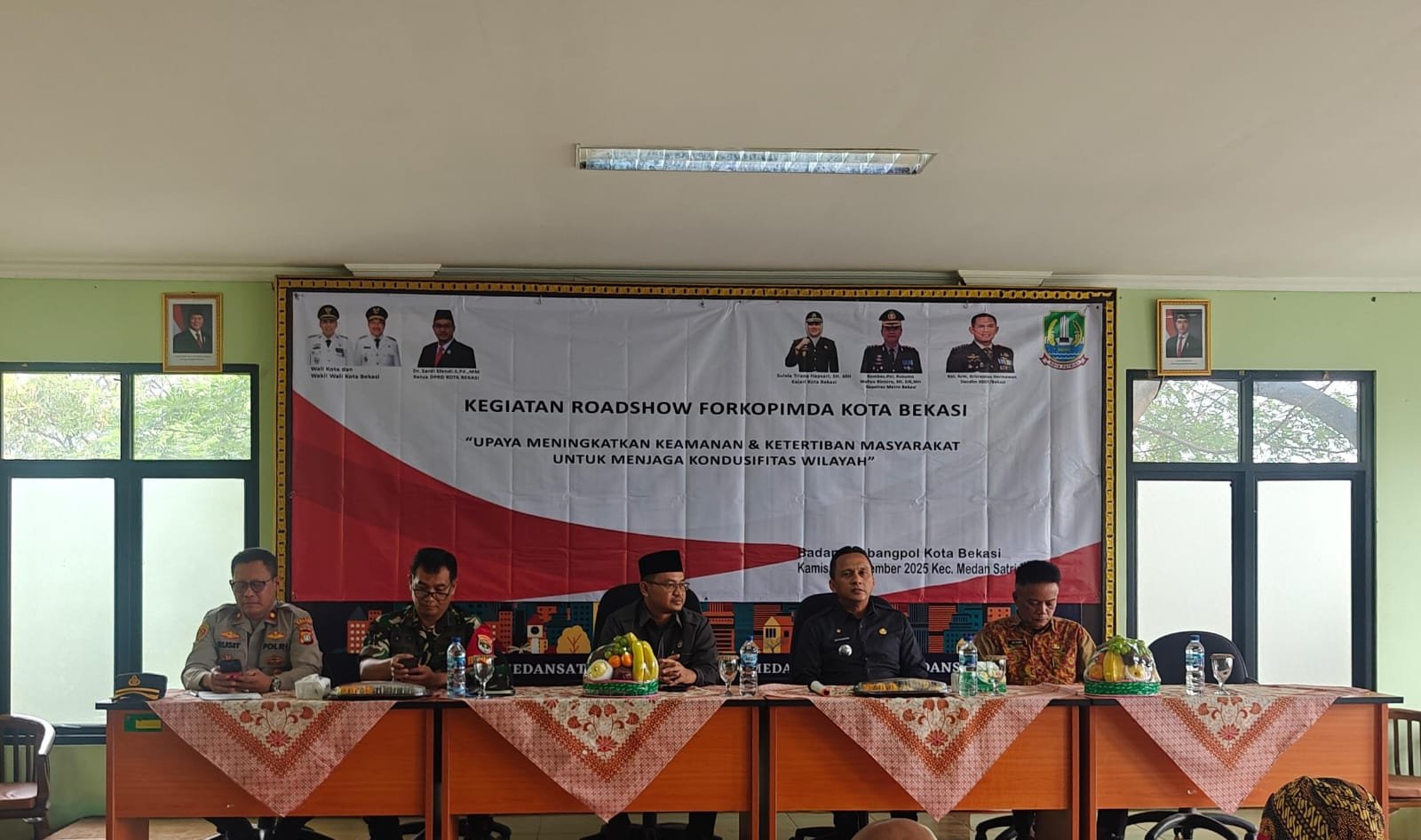 Ketua DPRD Kota Bekasi Dr. Sardi Efendi Hadiri Roadshow Forkopimda di Medan Satria: Perkuat Sinergi dan Jaga Kondusifitas Wilayah