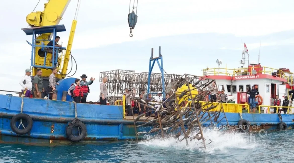 2.100 Knalpot Brong Disulap Jadi Rumah Ikan di Babel: Inovasi Unik Polda Kepulauan Bangka Belitung & PT Timah Tbk