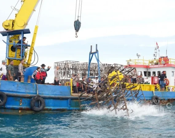 2.100 Knalpot Brong Disulap Jadi Rumah Ikan di Babel: Inovasi Unik Polda Kepulauan Bangka Belitung & PT Timah Tbk