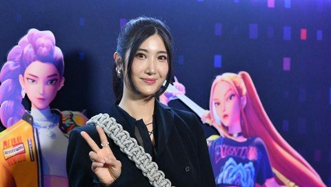 Dominasi FYP Sepanjang Tahun, Ejae Dinobatkan Jadi ‘Songwriter of the Year 2025’ oleh TikTok