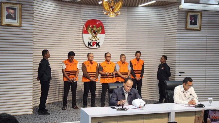 KPK Bongkar Dosa Bupati Lampung Tengah: Diduga Terima Suap ‘Ijon’ Proyek Total Rp 5,7 Miliar