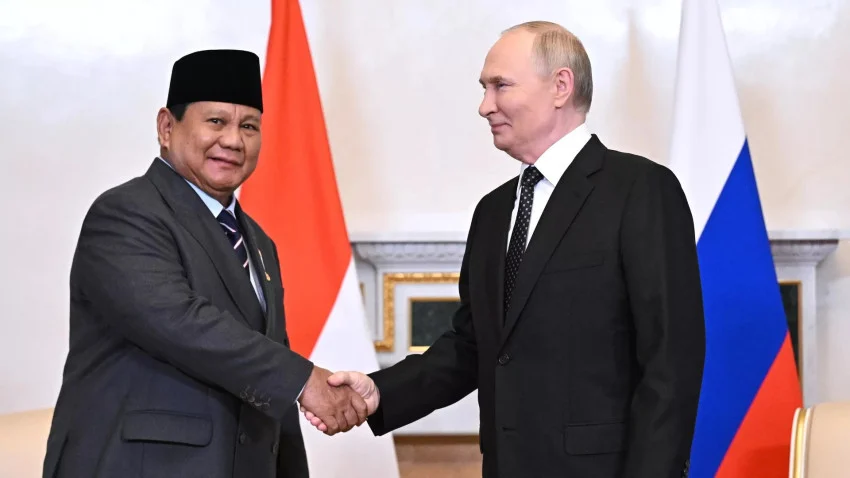 Pertemuan Hangat di Kremlin: Prabowo dan Putin Bahas Masa Depan Kemitraan Strategis RI-Rusia