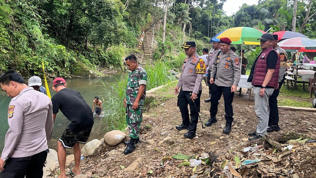 Duka di Air Terjun Way Lalaan: Dua Bocah SD Tewas Tenggelam Saat Liburan Tahun Baru