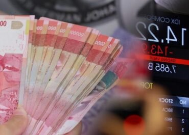 IHSG Menguat di Tengah Pelemahan Rupiah Sore Ini, Ternyata Faktor Global Ini Jadi Pemicunya!