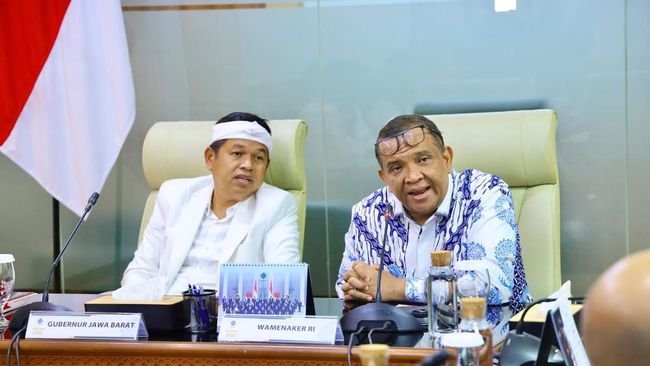 Bahas Nasib Buruh dan UMP, Wamenaker Sambangi Dedi Mulyadi: Ini Hasil Pertemuan Penting di Jawa Barat