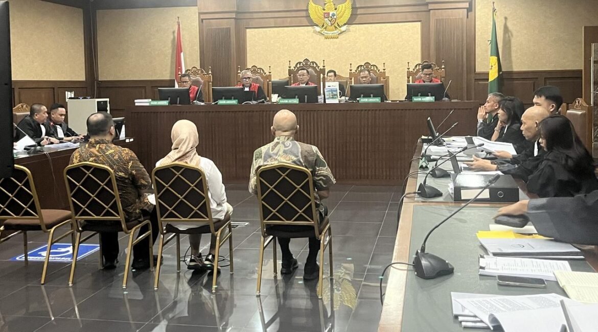 051549500_1767682586-sidang_korupsi_chromebook