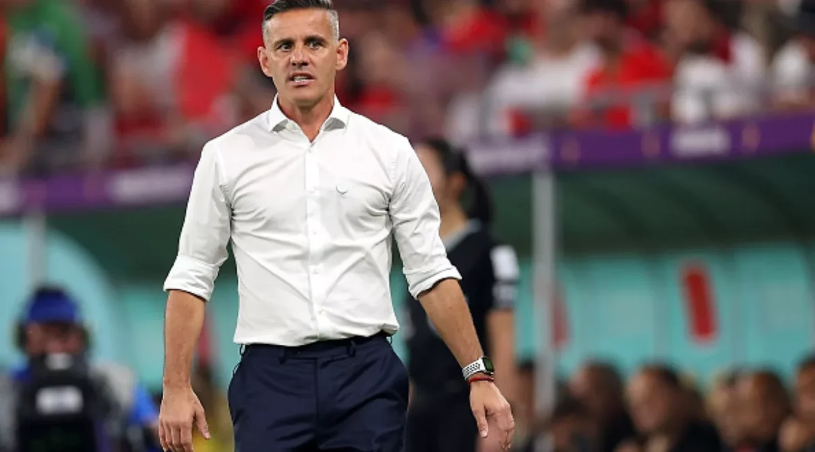 CanMNT-Head-Coach-John-Herdman-Looks-On
