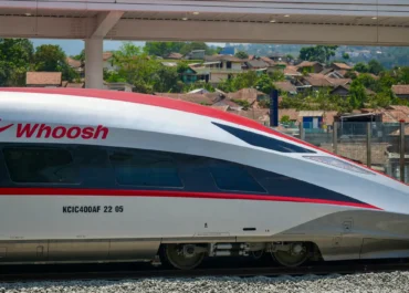 Usai Restrukturisasi, Pemerintah Bocorkan Arah Penyelesaian Utang Kereta Cepat Whoosh