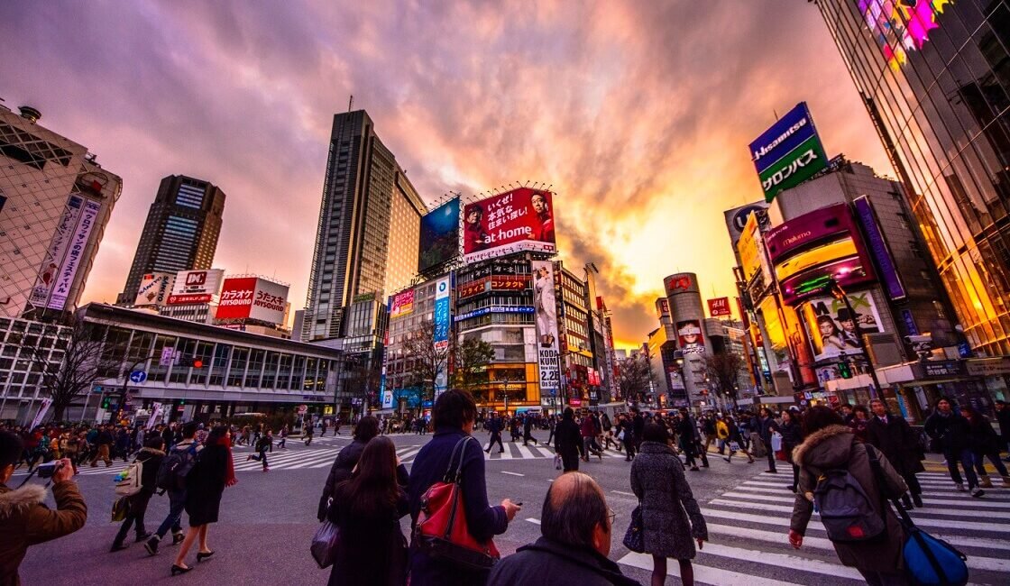 5.-Tempat-Wisata-Terkenal-di-Tokyo-Shibuya-Crossing