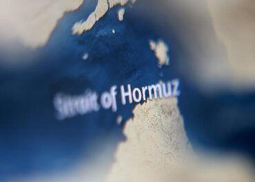 Ketegangan Timur Tengah Memanas: Iran Kembali Tutup Selat Hormuz Usai Serangan Israel ke Lebanon