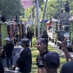 Ratusan Truk Sampah Kepung Kantor PPLH Bali, Krisis Pengelolaan Limbah Memanas