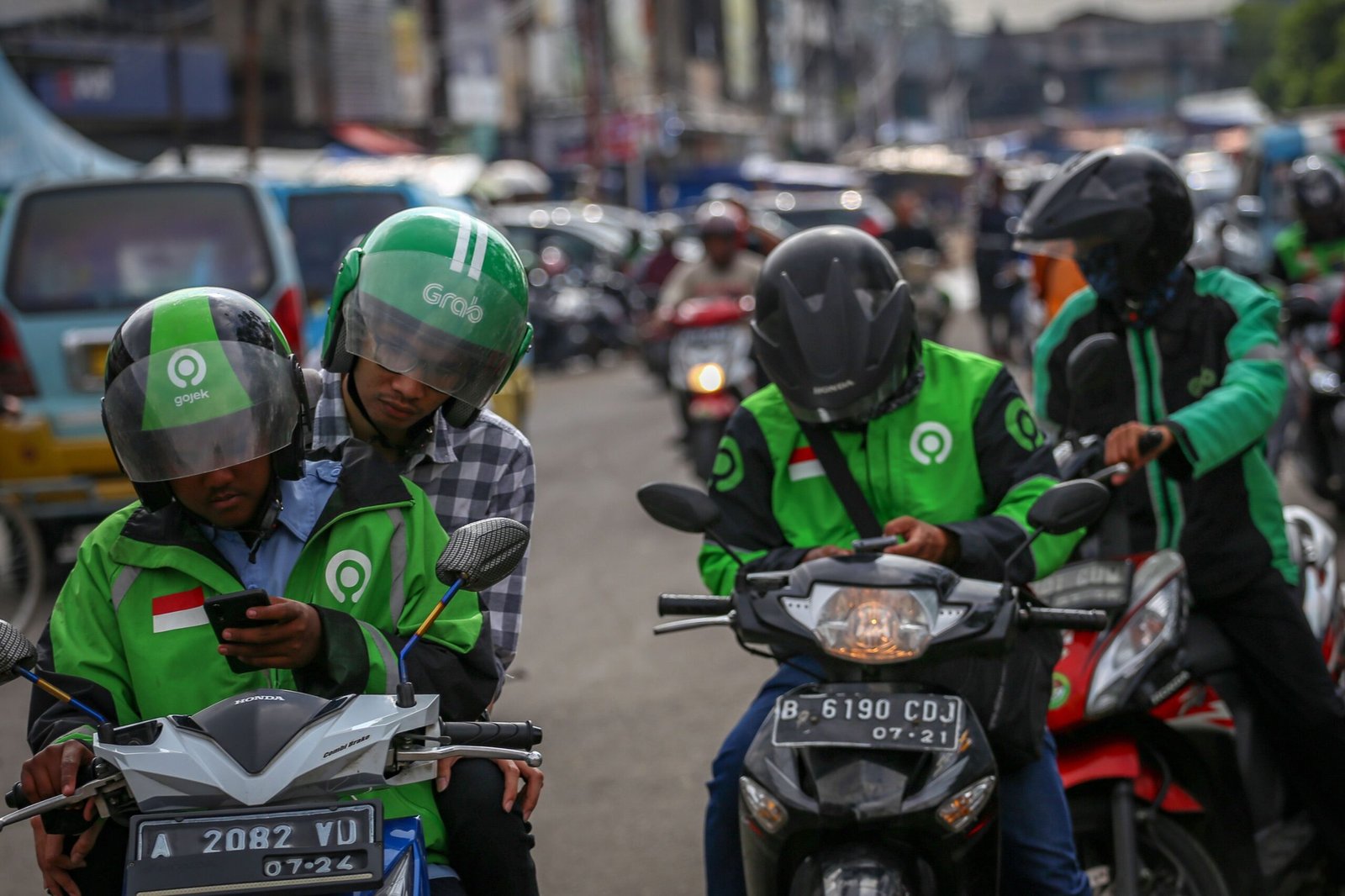 Era Baru Ojol: Komisi Aplikasi Dipangkas Jadi 8%, Driver Berharap Penghasilan Naik Tanpa Beban Baru