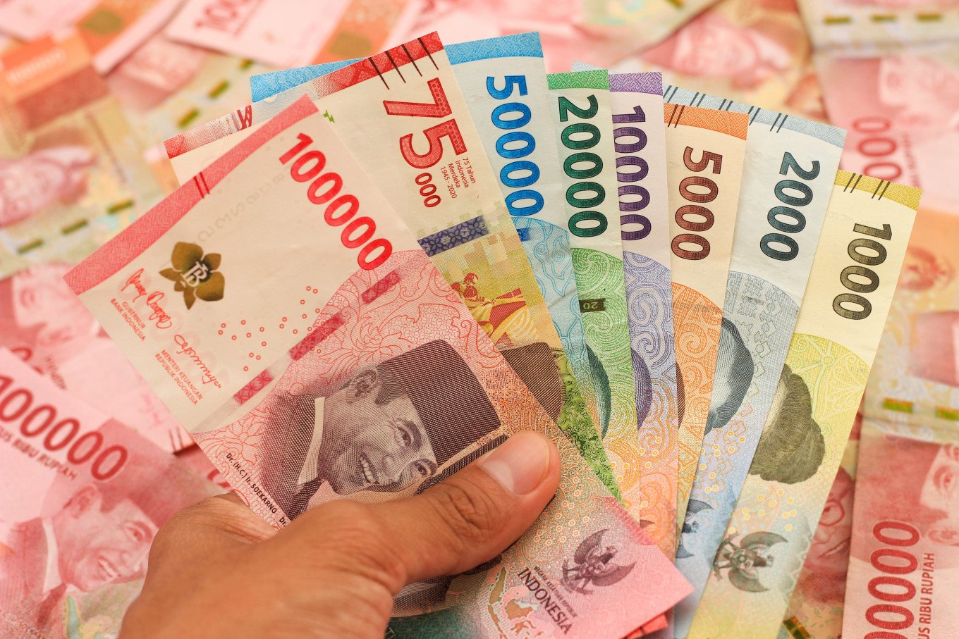 Rupiah Tertekan, Daya Beli Rakyat Ikut Terseret: Alarm Baru bagi Ekonomi Domestik