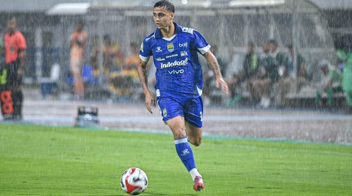 Pemain-baru-Persib-Bandung-Eliano-Reijnders-be
