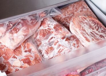 Jangan Asal Cairkan! Ini Cara Aman Mengolah Daging Kurban Beku agar Tetap Segar dan Bebas Bakteri