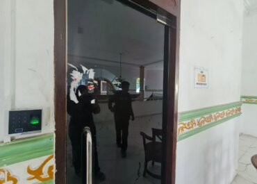 Segel KPK Dicopot, Kantor Bupati Langkat Digeledah Selama 3 Jam