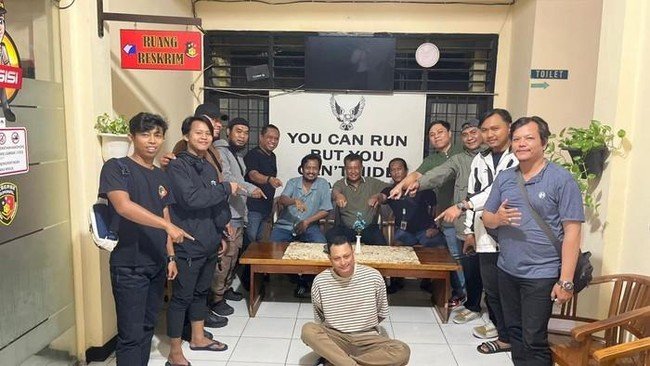 Viral Aksi Preman Jalanan di Jagakarsa, Pengendara Ninja Resmi Jadi Tersangka dan Jalani Tes Urine