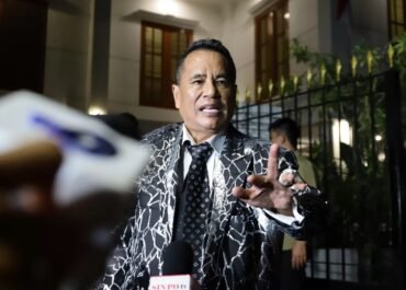 Hotman Paris Mundur dari Tim Kuasa Hukum Eks Jampidsus Febrie Adriansyah, Fokus Jalani Pengobatan