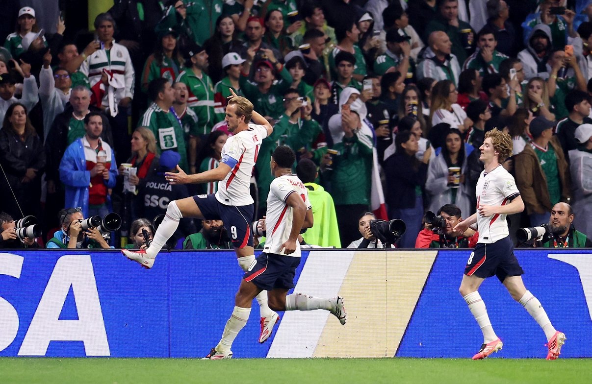 Inggris Selamat dari Amukan Meksiko! Three Lions Menang Dramatis Meski Bermain dengan 10 Pemain
