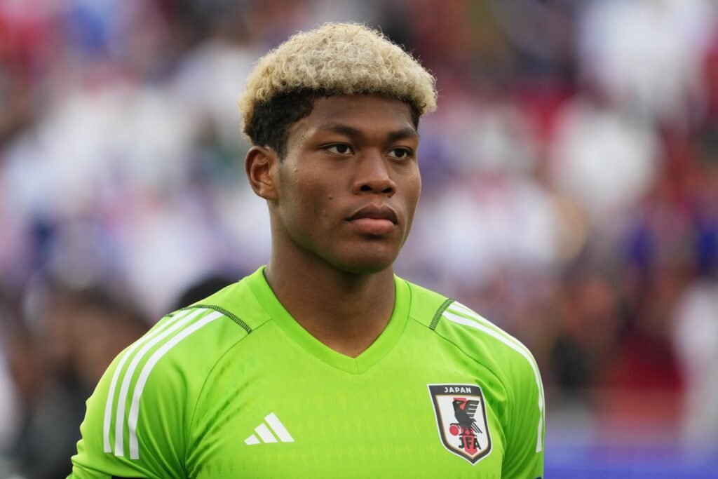Zion Suzuki Gagal Gabung PSG, Ini Biang Kerok yang Bikin Transfer Kiper Jepang Berantakan