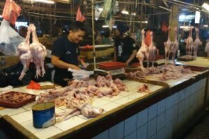 Belanja ke Pasar Jakarta Makin Mahal, Harga Cabai dan Ayam Mulai Merangkak Naik