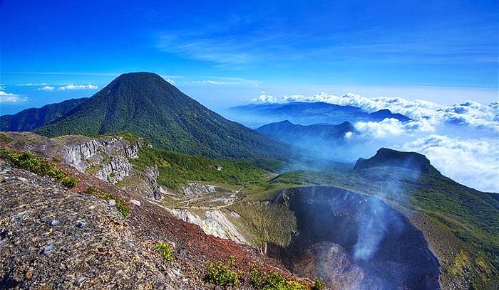 pendakian-gunung-gede-pangrango