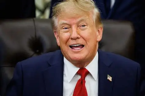 Popularitas Trump Anjlok ke 32 Persen, Beban Biaya Hidup Mulai Goyahkan Dukungan Warga AS