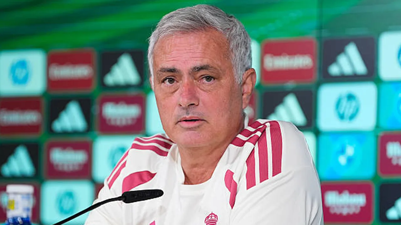 Mourinho Tegaskan Standar Real Madrid: Ulah Asencio di Luar Lapangan Ikut Seret Nama Klub
