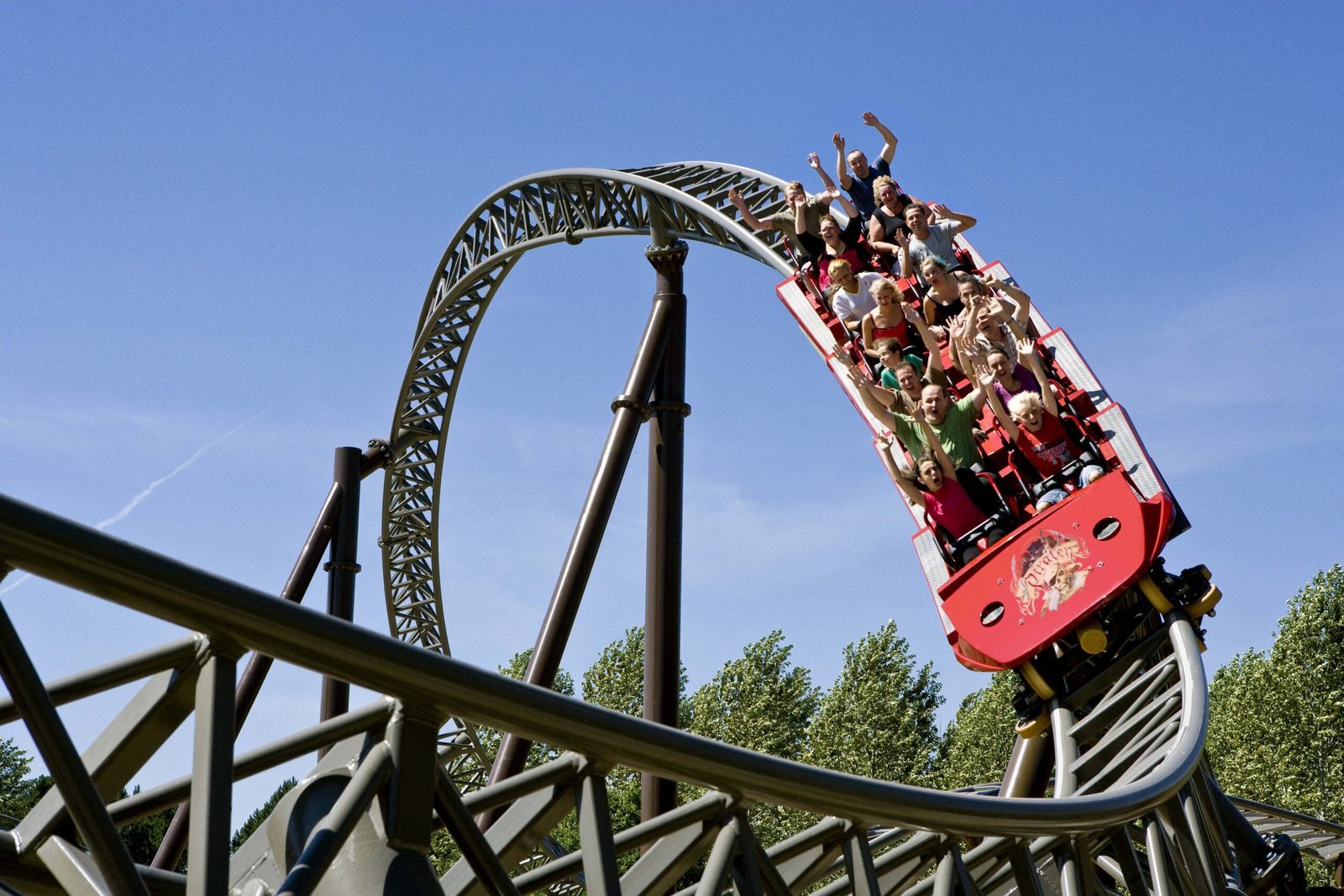 Tragedi Roller Coaster di AS: Pengunjung Tewas, Momen Jatuh Disebut Terekam Kamera Suvenir